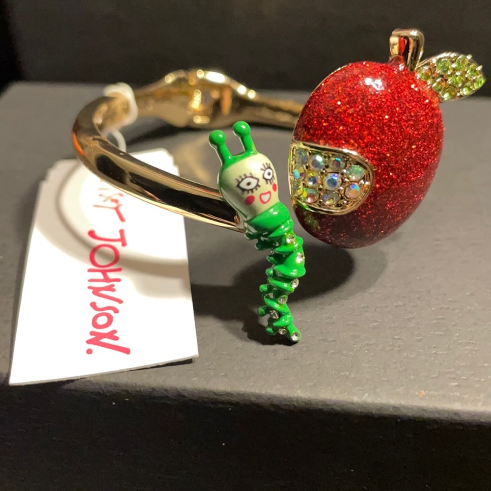 Betsy Johnson Bracelet NWT  Apple/Worm Bracelet. Adorable $58